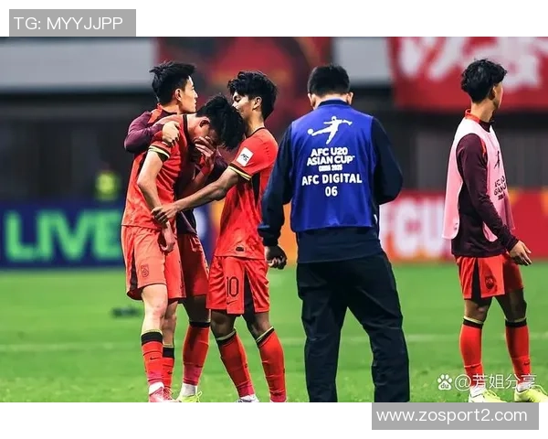 韩鹏谈培养彭啸等球员的理念强调防守与出球细节的重要性